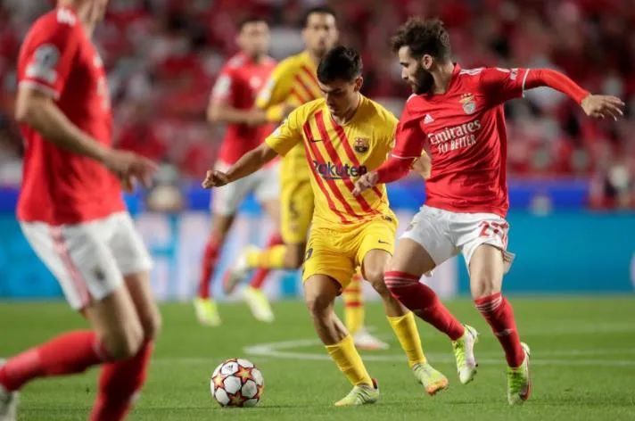  特尔施特根失误致丢球引赛后争议  